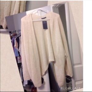 Still available!!!!! Caroline cardi!!