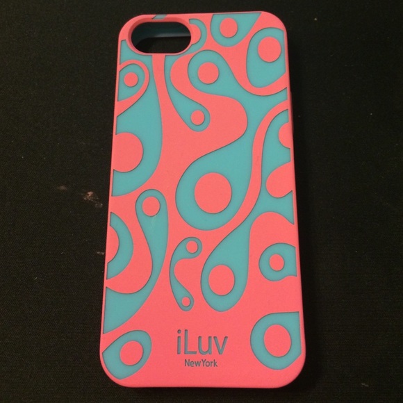 iLuv New York IPhone 5/5S phone case.