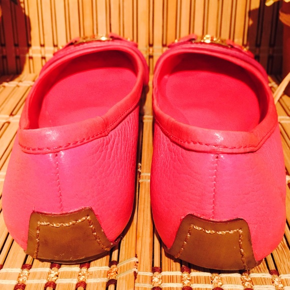 Shoes - Picture 3 of 4
