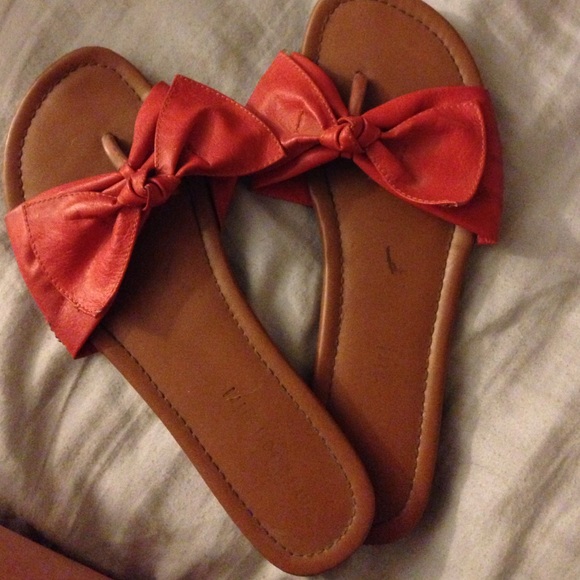 bowtie sandals
