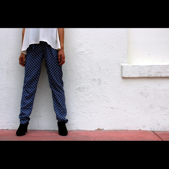 Circle Patterned Pants - Picture 2 of 3