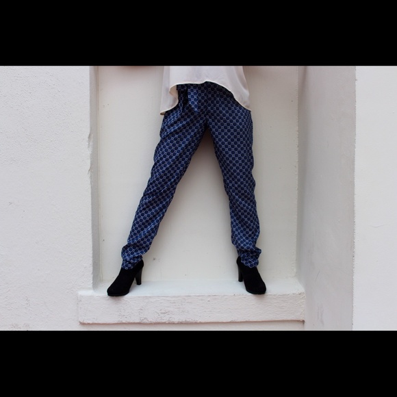 Circle Patterned Pants - Picture 3 of 3