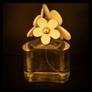 Marc Jacobs Daisy