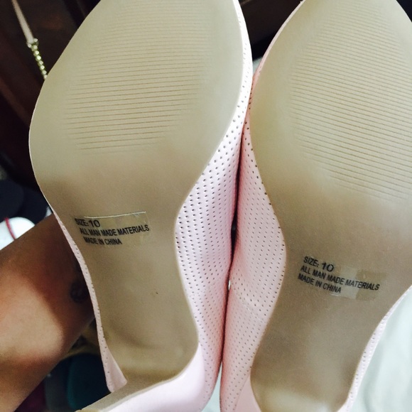Pink heels - Picture 3 of 3