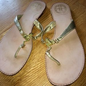 Lilly pulitzer sandal 8 frogs gold