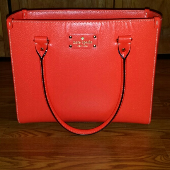 NWT Kate Spade Honeydew Leather Purse