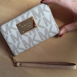 Michael Kors phone case/wristlet- iPhone & Samsung