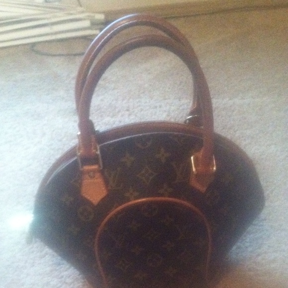 Louis Vuitton bag