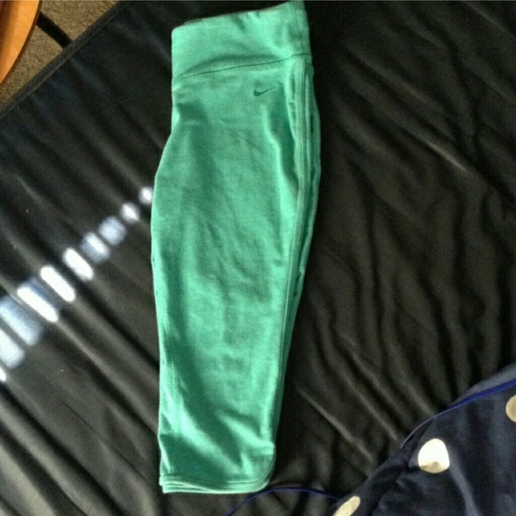 Nike biker crops