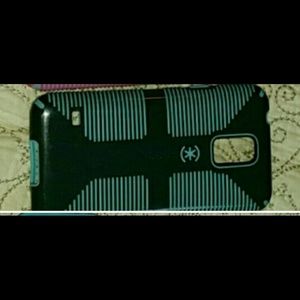 Dark Grey and teal speck case for Galaxy s5