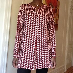 🎉🎉Host Pick 10/26🎉🎉 Tunic Length Silk Top