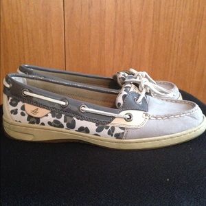 Gray, leopardish print Sperry's