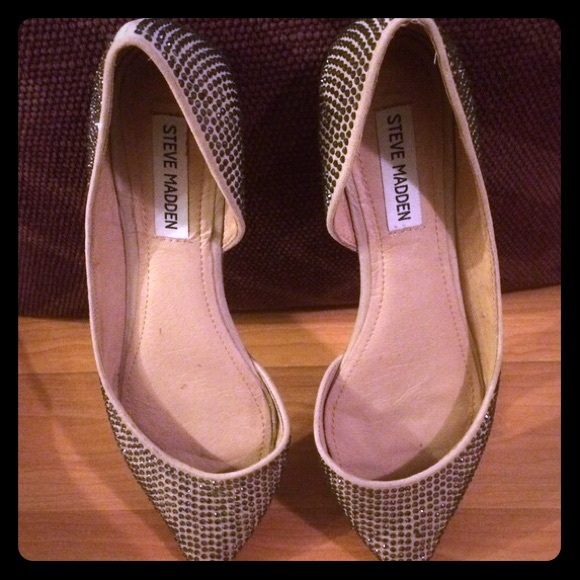 Steve Madden Studded Rhinestone Flats!
