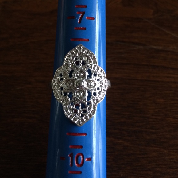 Buy 2 Get 3 FREE! 925 plated silver ring. NWOT - Picture 3 of 3