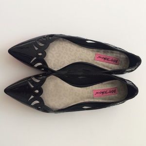 Betsey Johnson Flats