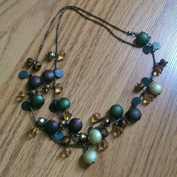 Jewelry - HOST PICK - Green & yellow two-way lariat necklace