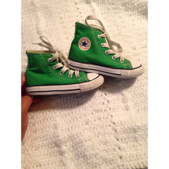 🍀SOLD Infants Green Converse 🍀