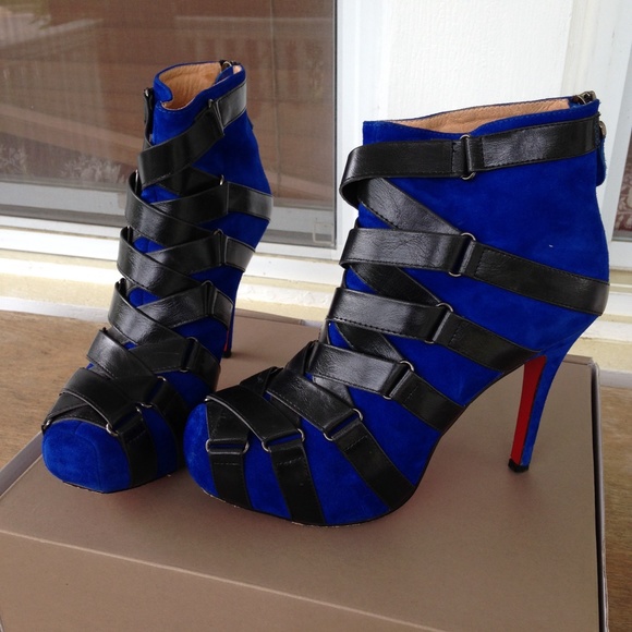 🚫SOLD🚫Electric Blue Christian Louboutins boots - Picture 2 of 4