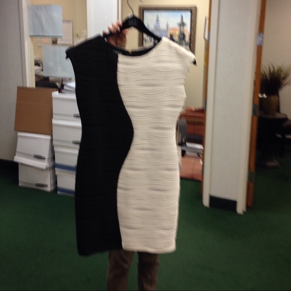 NWT Black and white sleeveless dress