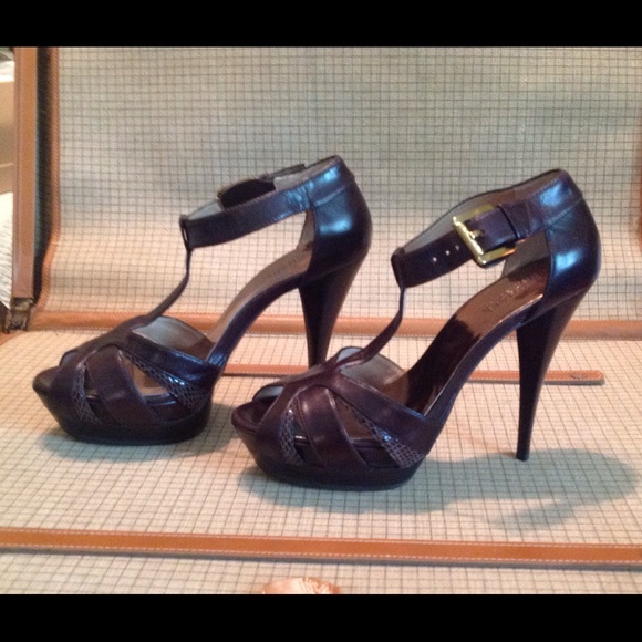 MICHAEL MICHAEL KORS GORGEOUS strappy heels LOVE!!