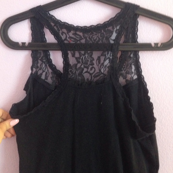 A&F Lace detail crop top - Picture 3 of 3