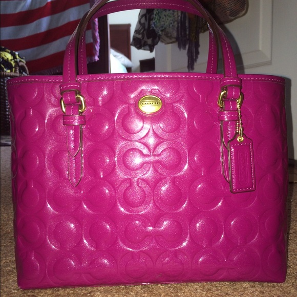 Coach Op Art Boysenberry Peyton Tote