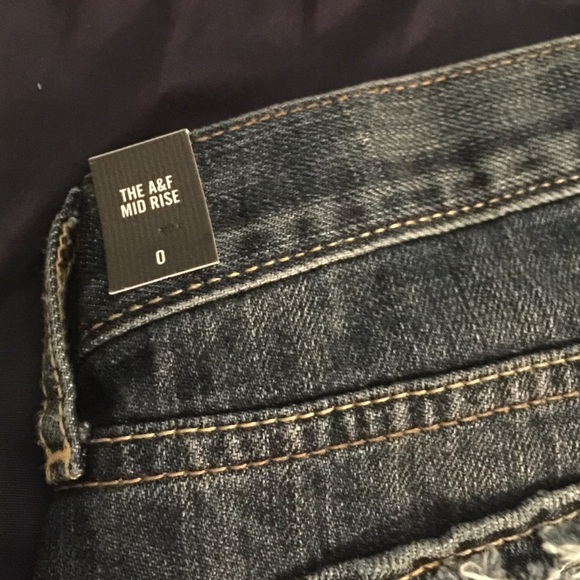 Abicrombie💥SOLD💥 - Picture 3 of 4