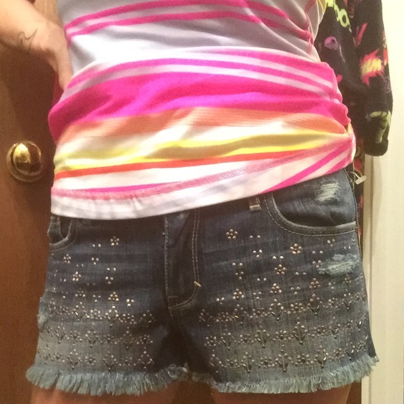 Abicrombie💥SOLD💥 - Picture 4 of 4