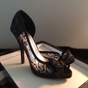 NEW CONDITION!  Gorgeous Black Lace heels