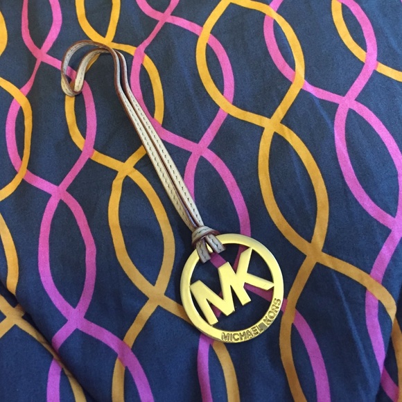 Miche kors charm - Picture 3 of 3
