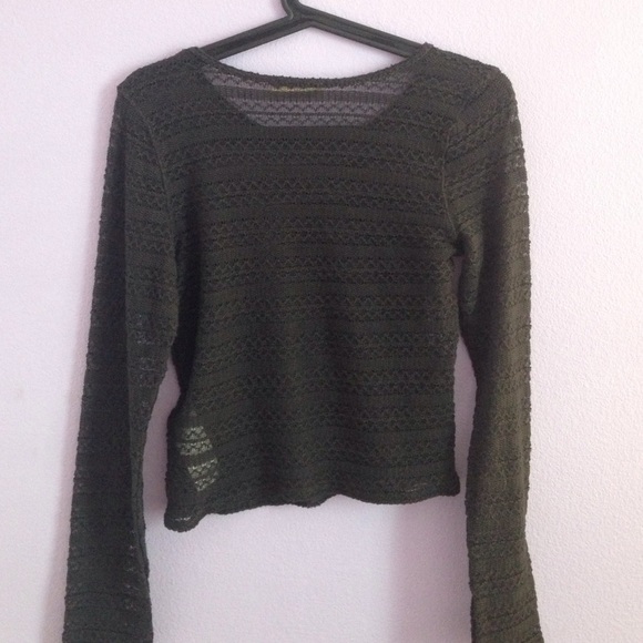 Hollister Knit Crop top - Picture 3 of 3