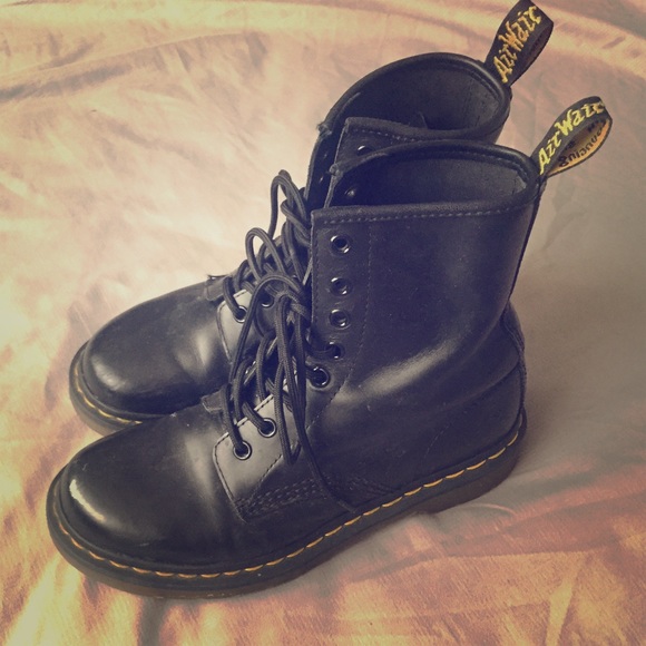 Black doc martens, pre loved