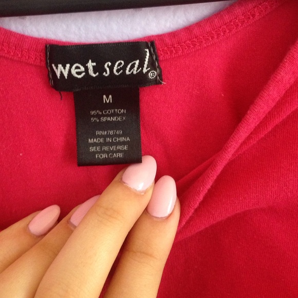 Pink Festival Crop - Picture 2 of 2