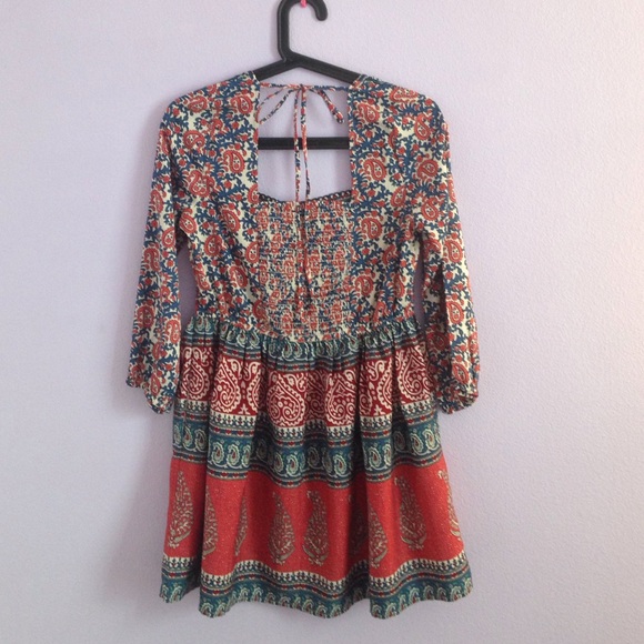 A&F Peasant Dress - Picture 4 of 4