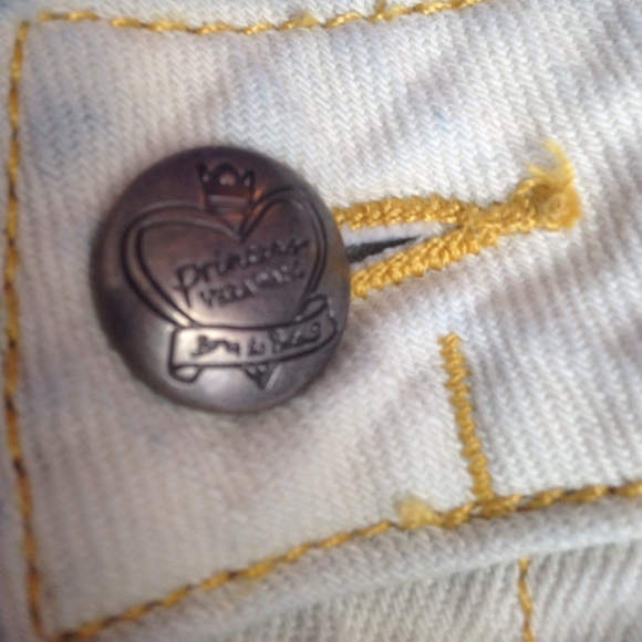 Princess Vera Wang Festival Shorts - Picture 3 of 3