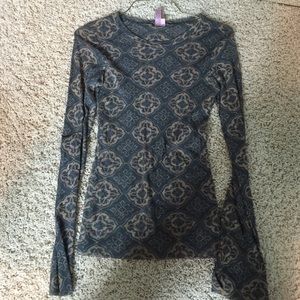 Cute long sleeve top
