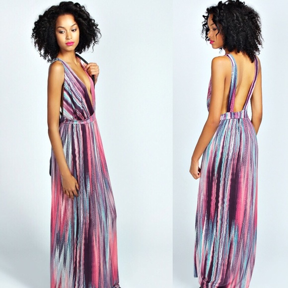 🚫SOLD🚫Low Plunge Maxi Dress