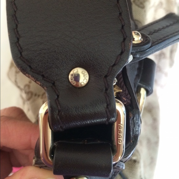 ‼️SOLD‼️ GUCCI HANDBAG - Picture 3 of 4