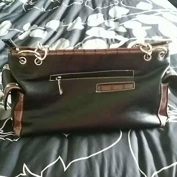 Leather Cross Rhinestone purse - Picture 3 of 4