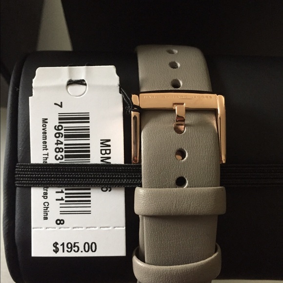 Marc by Marc Jacobs Baker Watch - Picture 2 of 3