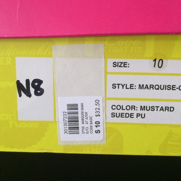 Charlotte Russe Heels - Picture 3 of 3