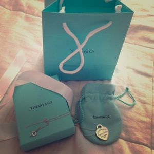 Tiffany Necklace w/ Broken Link