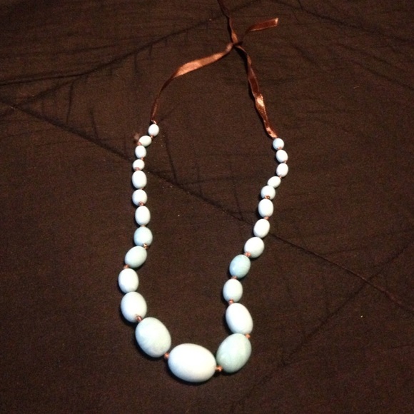 Baby blue necklace - Picture 1 of 2