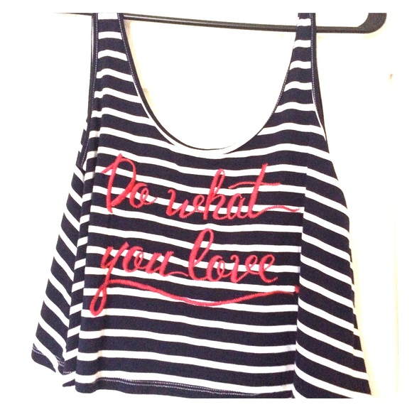 Crop Top🌟NWT