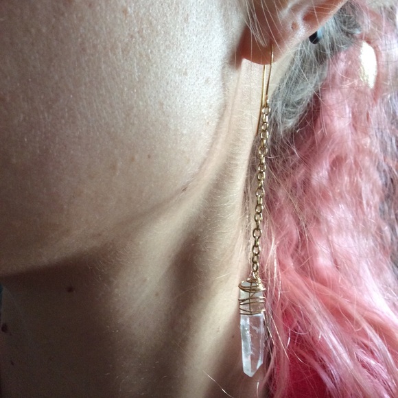 Quartz crystal dangle earrings! - Picture 2 of 2