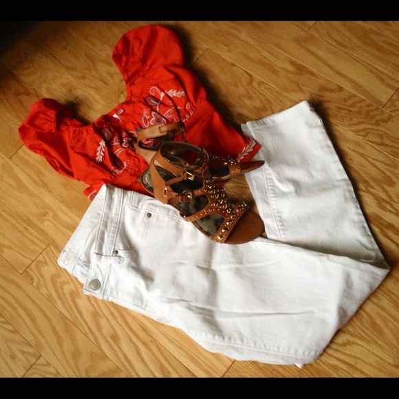 Like new white Loft jeans