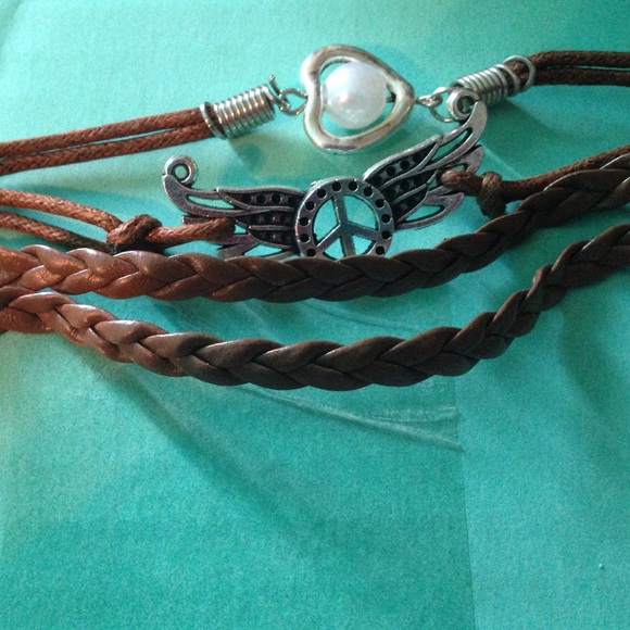 Hippie peace sign and pearl bracelet