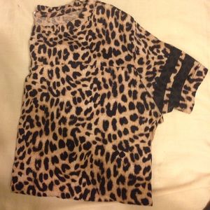 Vs pink cheetah tshirt
