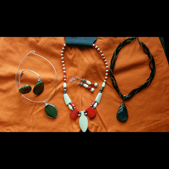 Necklace bundle