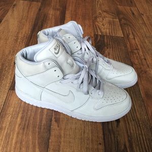 Grey Nike "High Dunk Premium"